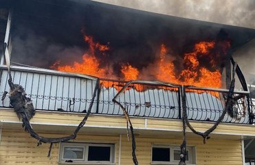 MANİSA'DA SPOR TESİSİNDE ÇIKAN YANGIN KORKUTTU