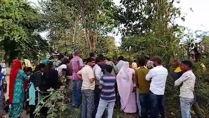 Woman fell in well, sweat left in search