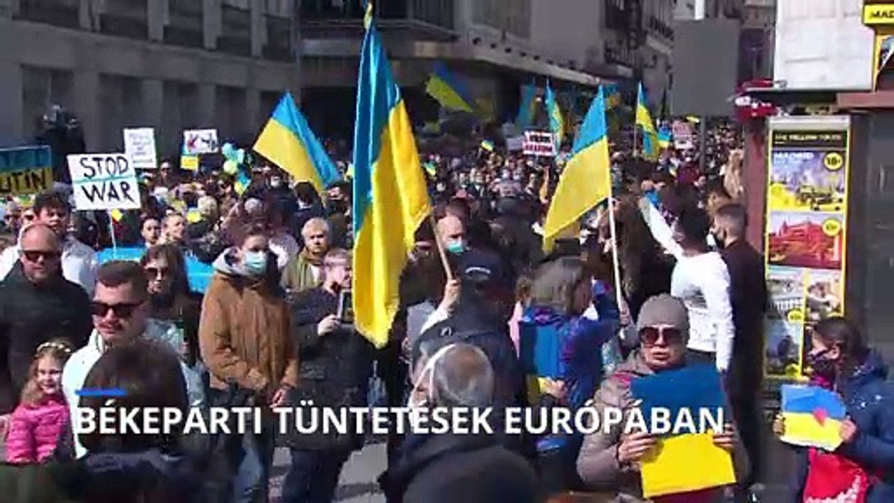 Az orosz invázió ellen tüntettek Európa-szerte