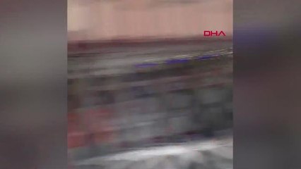 ESENYURT'DA 'YAN PARK ETTİN' KAVGASINDA 3 KİŞİ YARALANDI, 8 KİŞİ GÖZALTINA ALINDI