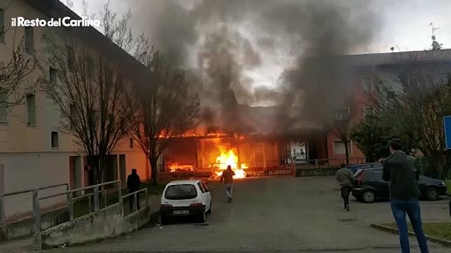 Incendio nella moschea di Galeata: inferno di fuoco