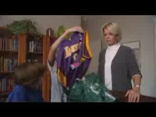 Dylan PATTON in "PARADISE-TEXAS"-SC.1-Spiders