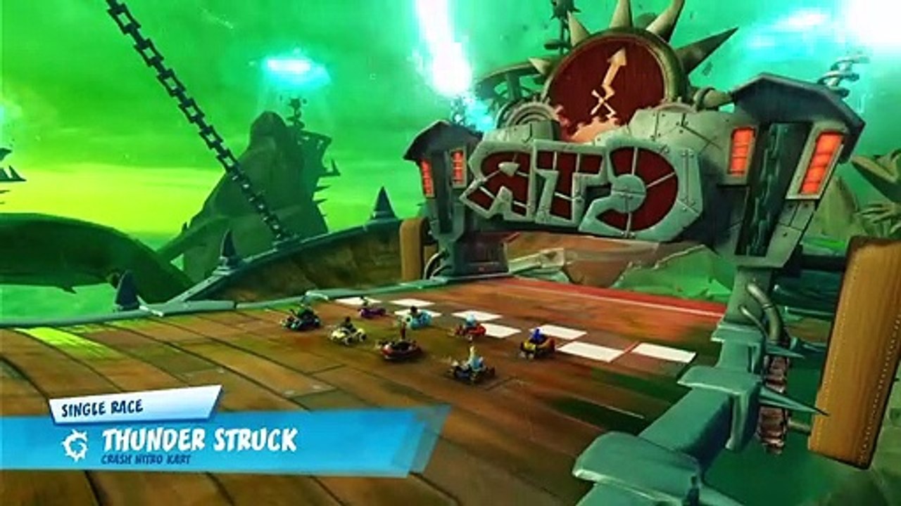 Thunder Struck Mirror Mode Nintendo Switch Gameplay - Crash Team Racing Nitro-Fueled