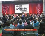 Graduan Swinburne Uni Sarawak membanggakan