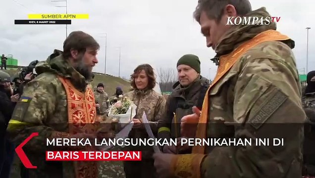 Di Tengah Perang Invasi Rusia, Tentara Militer Ukraina Menikah