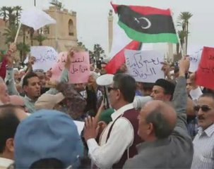 Download Video: Mass rally in Tripoli in support of Libya unity government