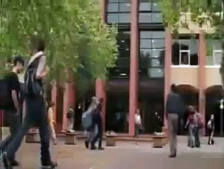 2:37 - É Só Uma Questão de Tempo Trailer Legendado