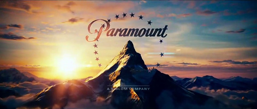 A Última Ressaca do Ano Trailer Original