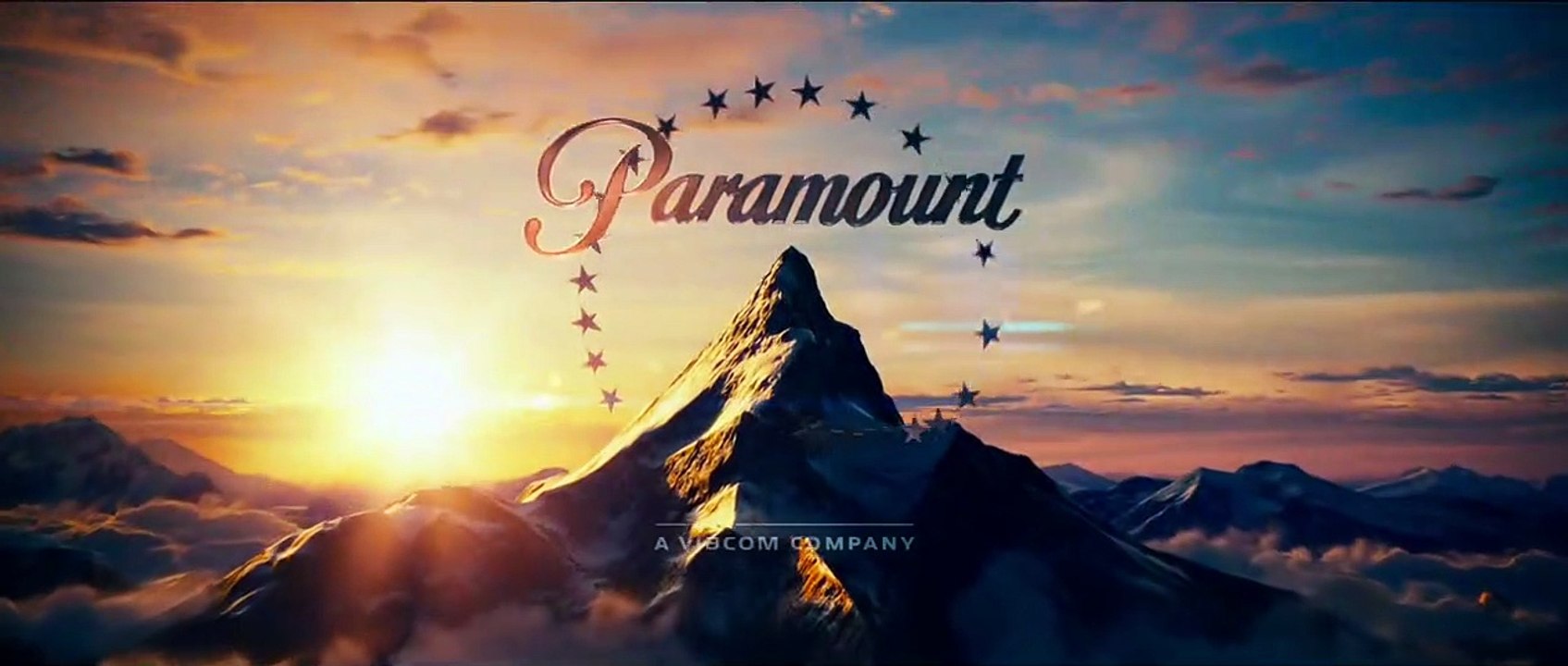 A Última Ressaca do Ano Trailer Original