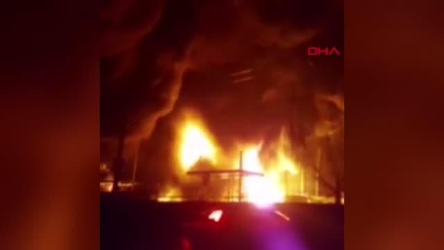 Rusya yine vurdu! Jitomir kentindeki petrol rafinerisi yerle bir edildi