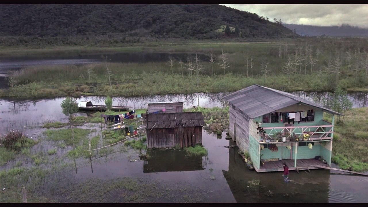 La Sirga Trailer Original