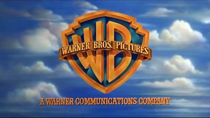 Mercenários de um Reino em Chamas Trailer Original