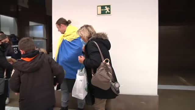 Valencia recibe el primer autobús de refugiados ucranianos