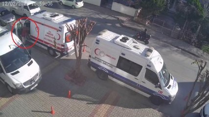 CEP TELEFONU HIRSIZI, GÜVENLİK KAMERASI GÖRÜNTÜLERİNDEN YAKALANDI