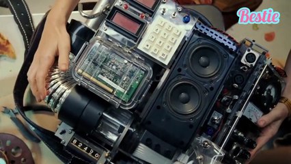 Land of the Lost Hindi Trailer हिन्दी ट्रेलर