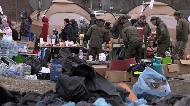 Польша приняла миллион