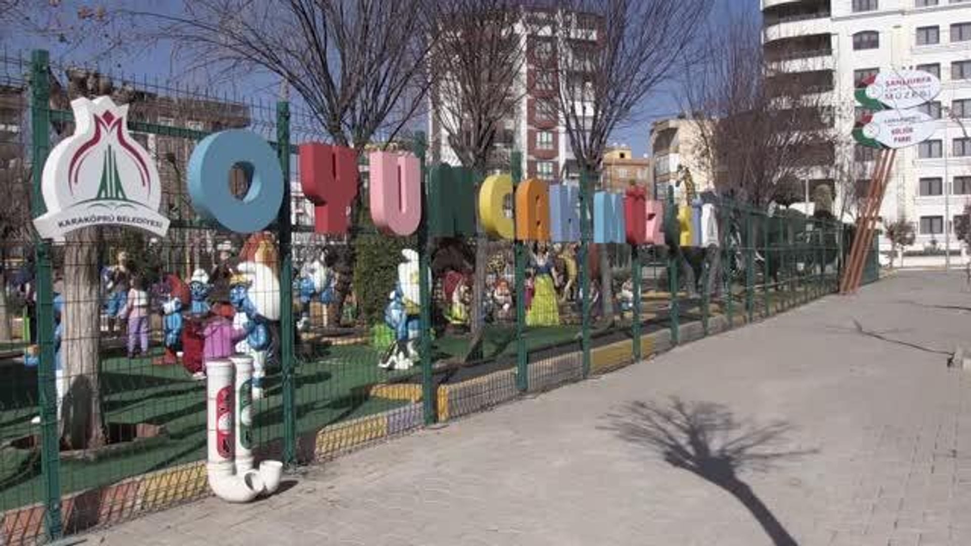 ŞANLIURFA - Oyun ve oyuncak müzesi yetişkin ziyaretçilerine nostalji  yaşatıyor - Dailymotion Video