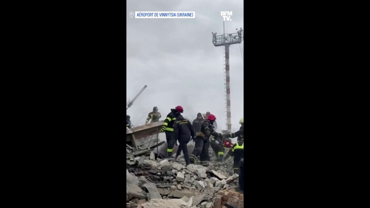 Guerre en Ukraine: les images de dégâts à l'aéroport de Vinnytsia, détruit par des frappes russes
