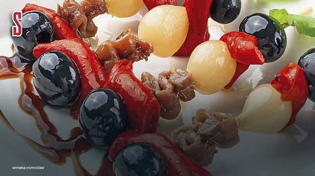 Vídeo Receta: Gildas de piquillos, anchoas y aceitunas