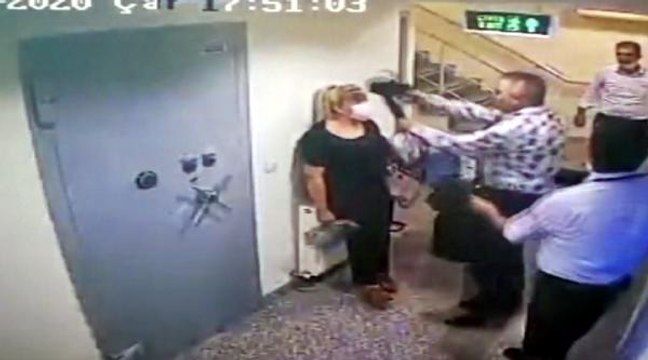 Son dakika haber | KADIN ÇALIŞANIN BAŞINA SİLAH DAYAYAN MÜDÜRE 8 YIL 9 AY HAPİS İSTEMİ