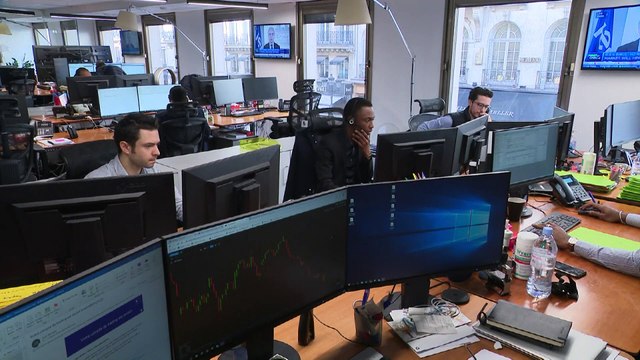 Apertura dei mercati in negativo. La corsa dei prezzi di petrolio, gas e grano