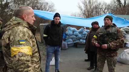 Kíiv es blinda i ho posa difícil a l'exèrcit rus: l'eriçó txec