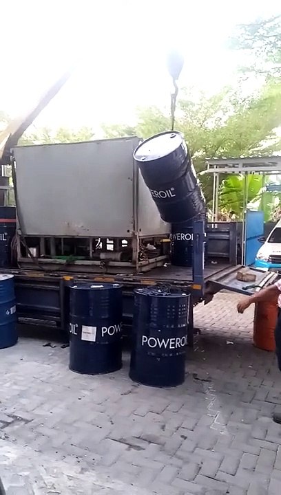 crane car untuk mengangkat oli trafo
