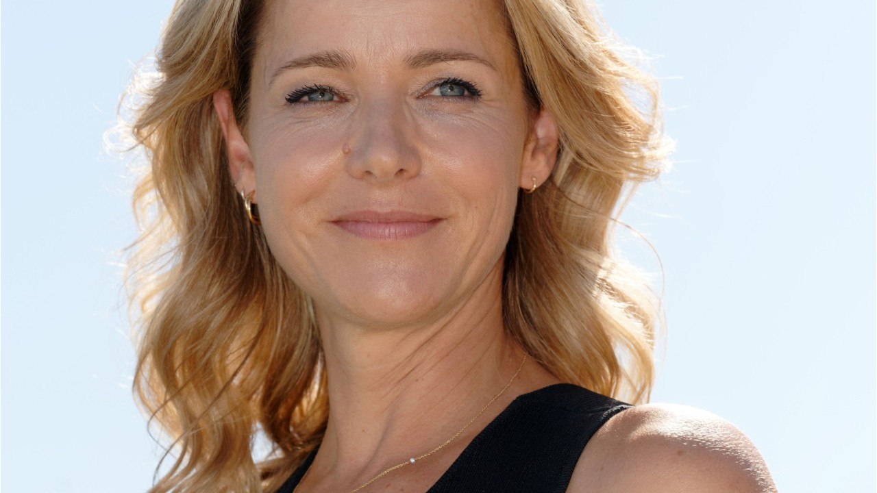 VOICI - « J'ai été traitée de sal**e " : Laly Meignan évoque ses lourds regrets sur son rôle dans Hélène et les garçons