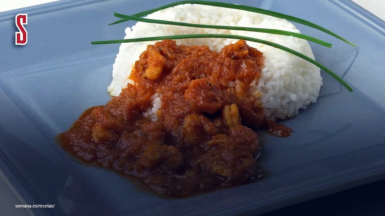 Vídeo Receta: Arroz blanco con salsa de gambas