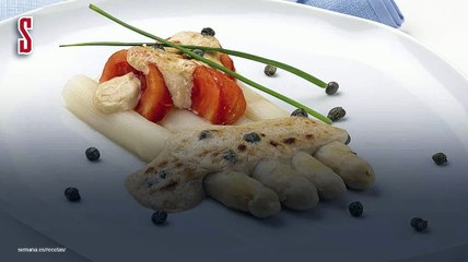 Vídeo Receta: Espárragos gratinados con mayonesa  de bonito