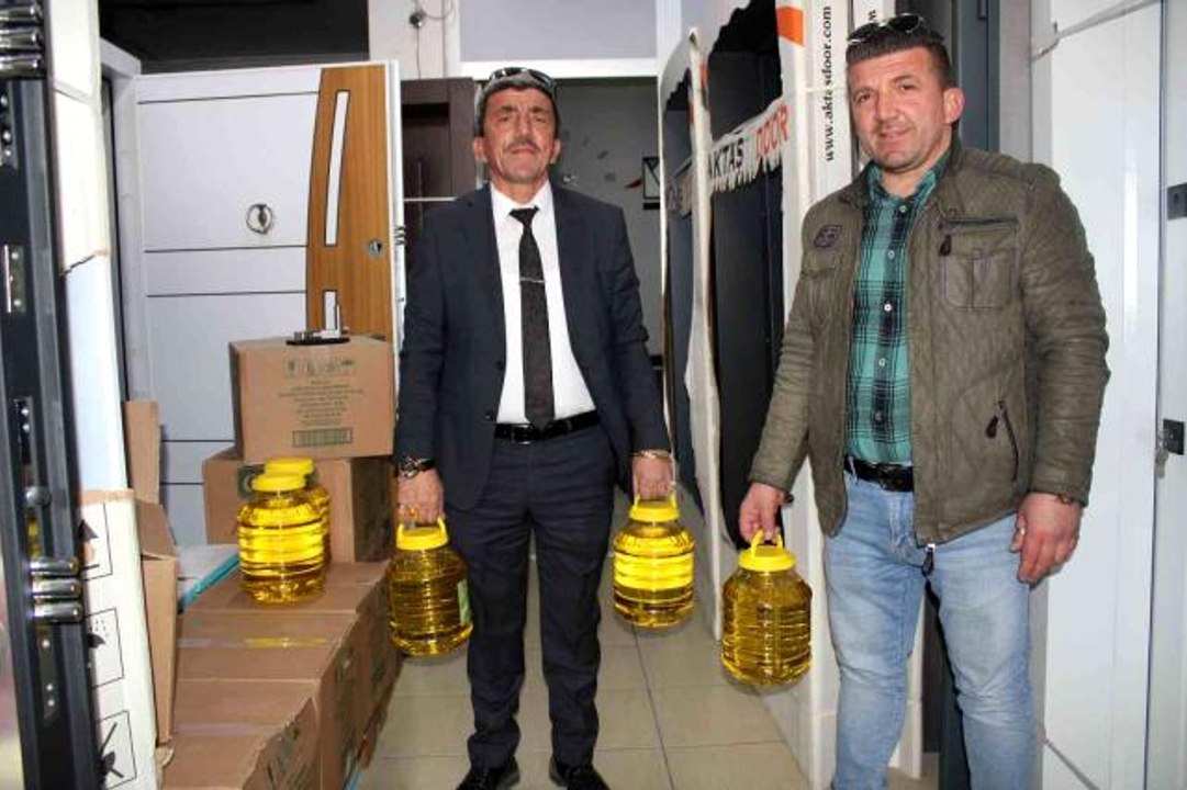 Stokçulara kızdı, kampanya başlattı: Çelik kapı alana 5 litrelik yağ hediye ediyor