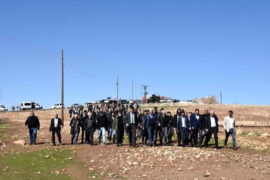 Son dakika haber... Terör örgütü PKK'nın Nusaybin'de 35 yıl önce şehit ettiği 8 sivil törenle anıldı