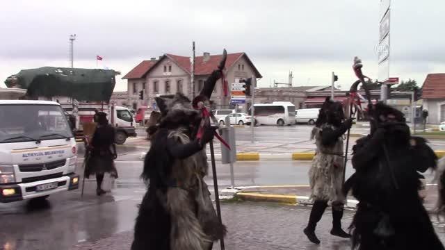 BALIKESİR - Uluslararası Altıeylül Tülütabak Tiyatro Festivali başladı