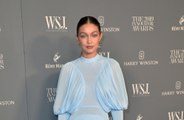 Gigi Hadid irá doar cachê da Semana de Moda para Ucrânia e Palestina