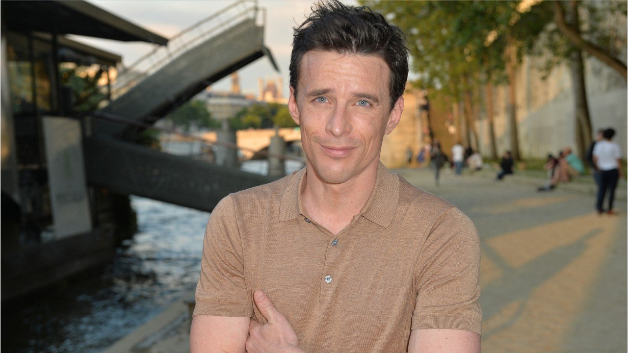 GALA VIDÉO - Souvenirs de campagne par... François-Xavier Ménage : "J'ai vu Marine Le Pen chanter du Barbara dans sa loge"