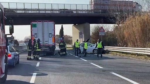 Tragico scontro in FI-PI-LI, muore un uomo di 48 anni