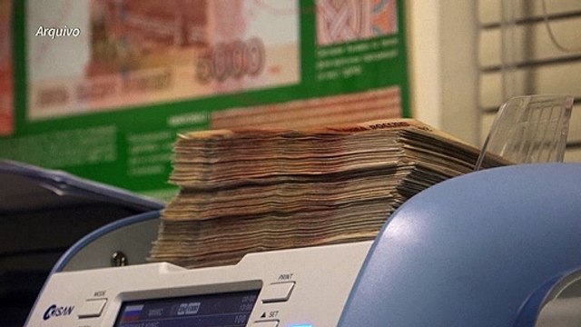 Rússia adota lista de países 'hostis' que serão reembolsados em rublos