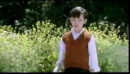 El niño con el pijama de rayas Tráiler (2)