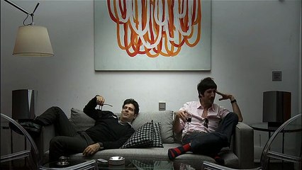 El hombre de al lado Tráiler