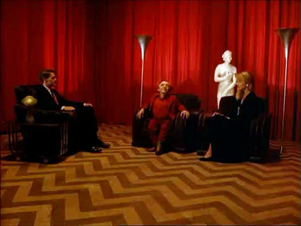 Twin Peaks - season 1 - episode 1 Clip (2)