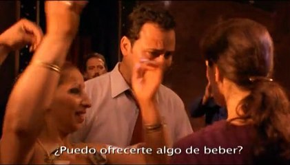 Rojo oriental Clip (2) VO