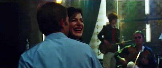 En tierra de sangre y miel Tráiler VO