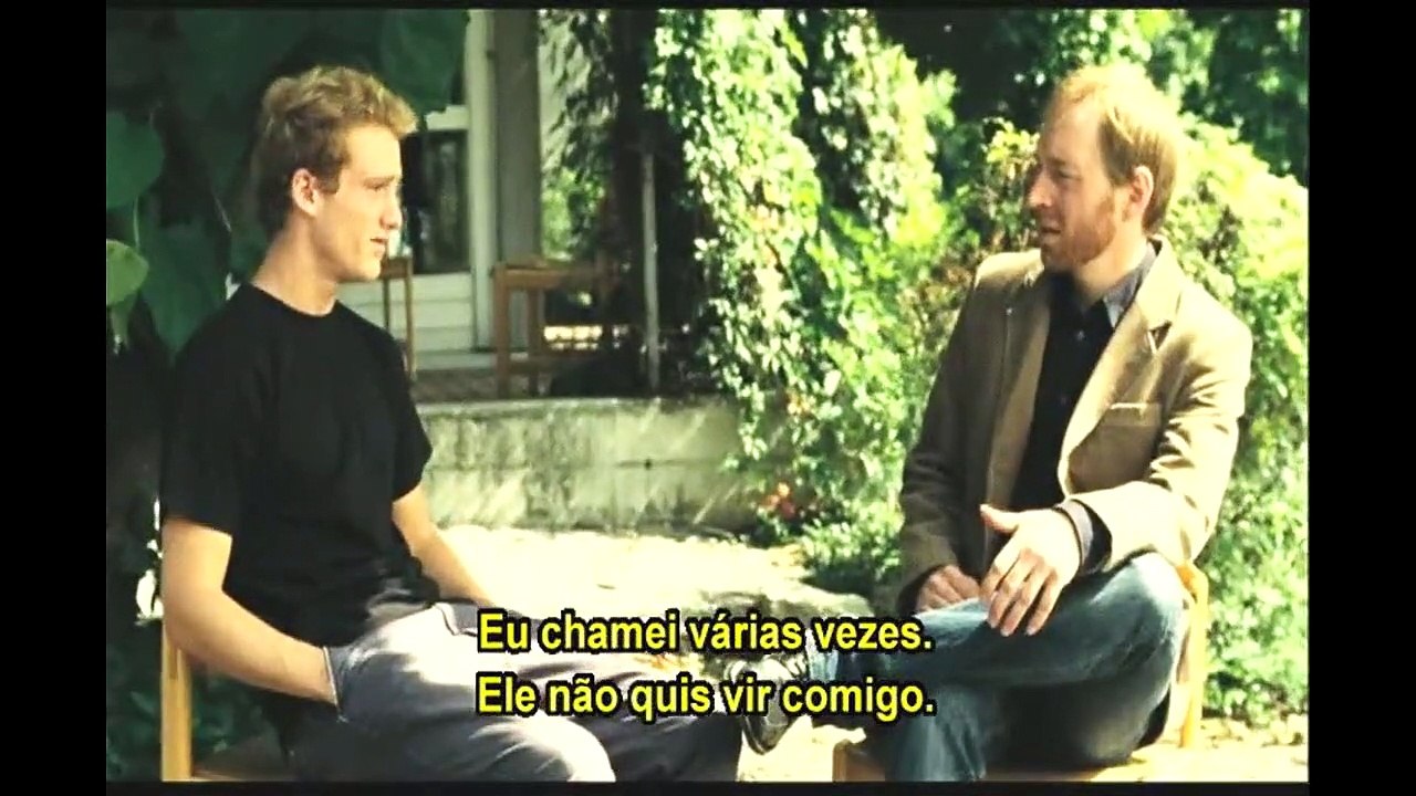 À Espera de Turistas Trailer Legendado