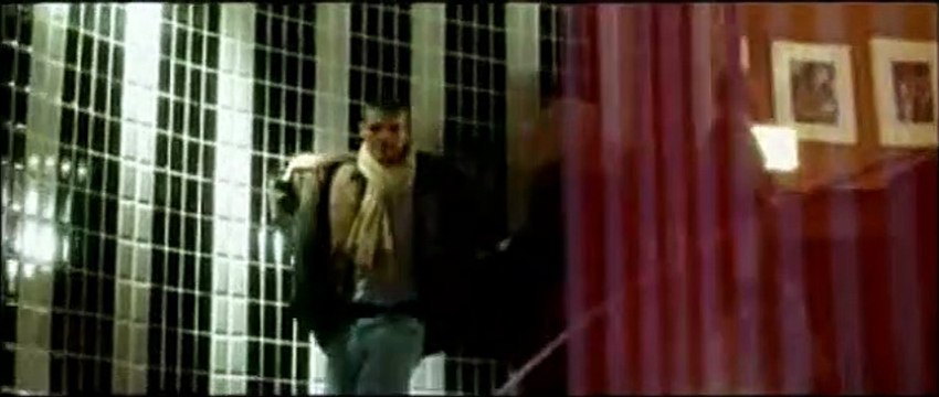 Asuntos privados en lugares públicos Tráiler