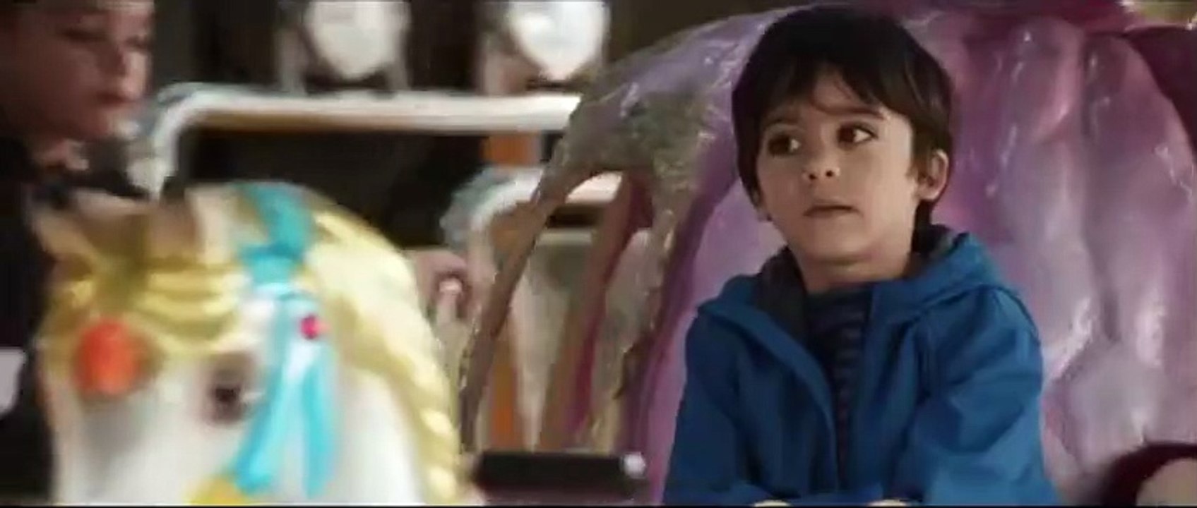 Je me suis fait tout petit Trailer Original