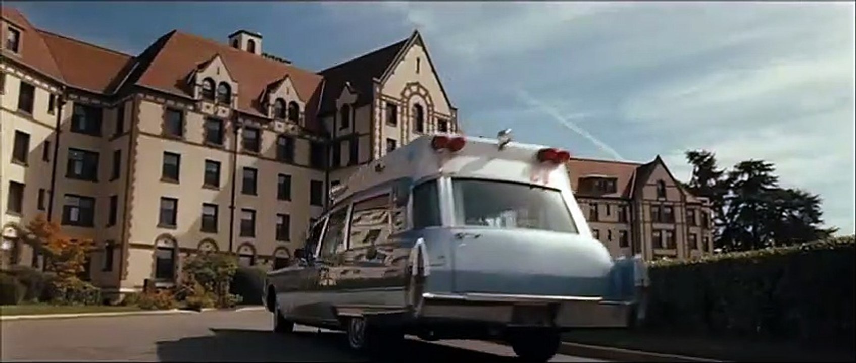 Encerrada Tráiler