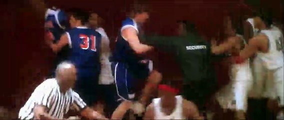 Entrenador Carter Tráiler VO