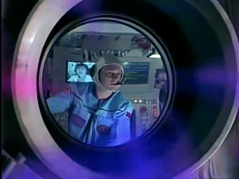 Virus Tráiler