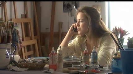 El amor se mueve Tráiler