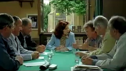 Jóvenes oportunidades Tráiler VO